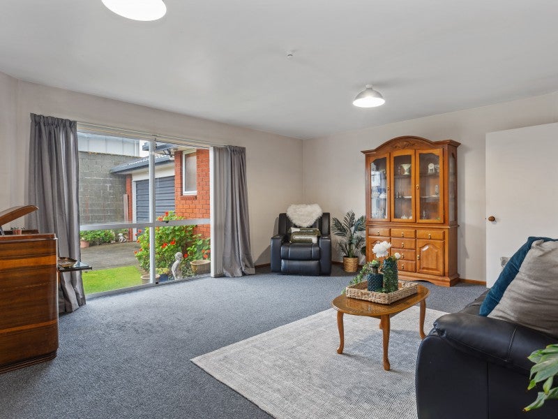 2/21 Amyes Road, Hornby, Christchurch - Carousel 2