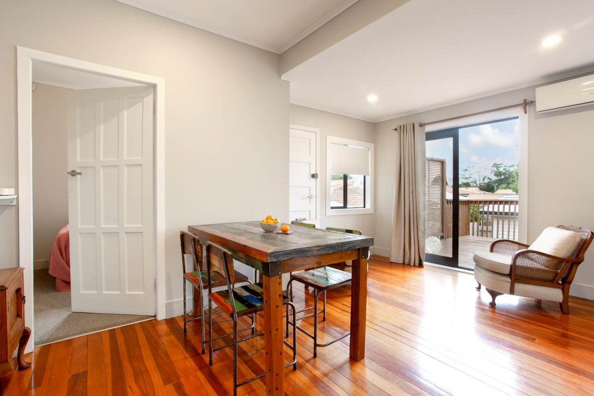 92 Ash Street, Avondale, Auckland - Carousel 2
