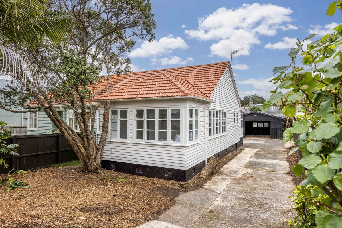 44 Waitangi Road, Onehunga, Auckland - Carousel 2