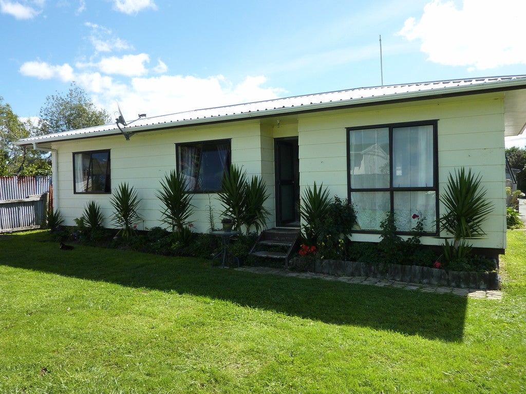 10A Charles Road, Hannahs Bay, Rotorua - Carousel 1