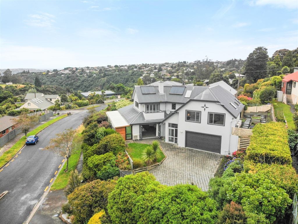 3 Leithton Close, Glenleith, Dunedin - Carousel 1