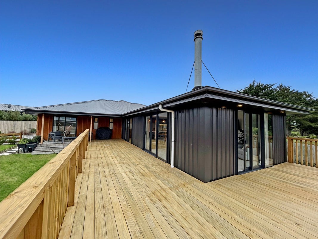 12 Putiki Road, Port Levy, Diamond Harbour - Carousel 20