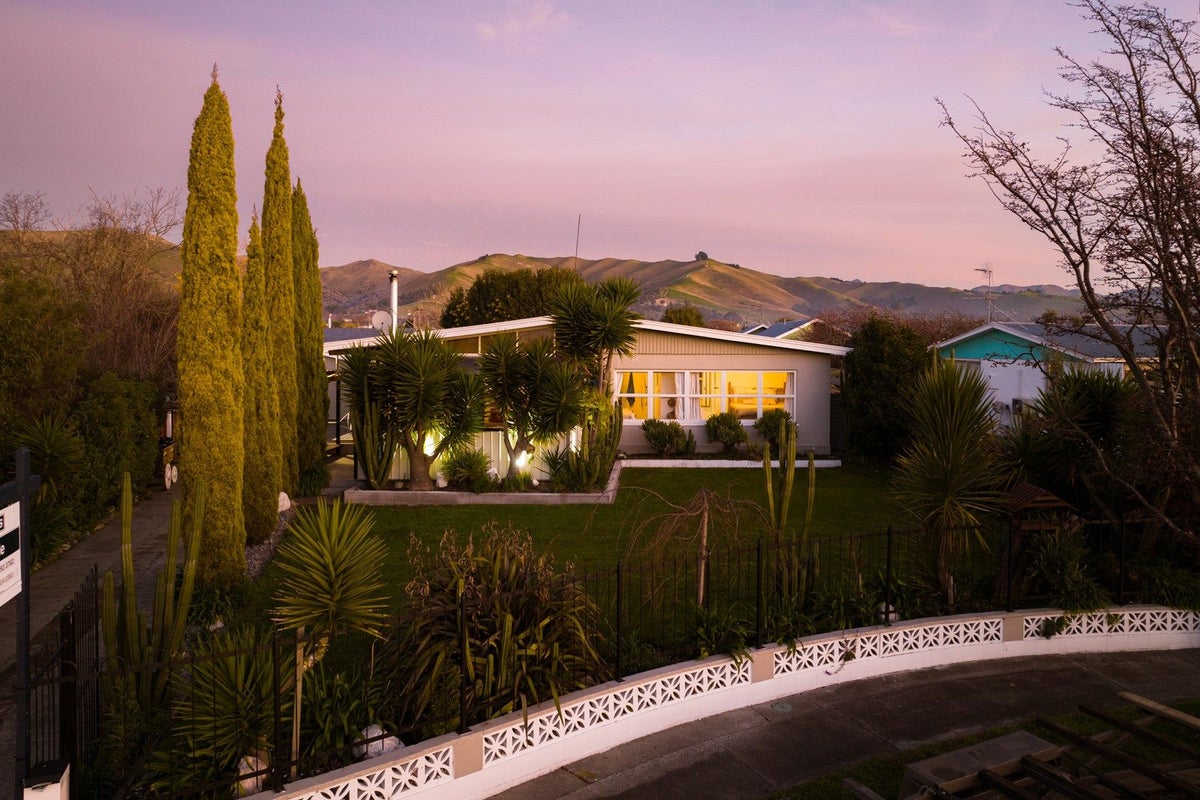 21 Bexhill Crescent, Redwoodtown, Blenheim - Carousel 26