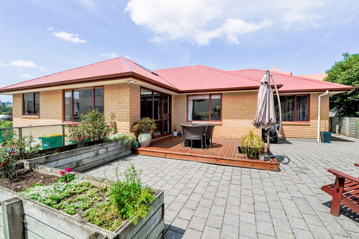 49 Duxford Crescent, Fairfield, Dunedin - Carousel 1