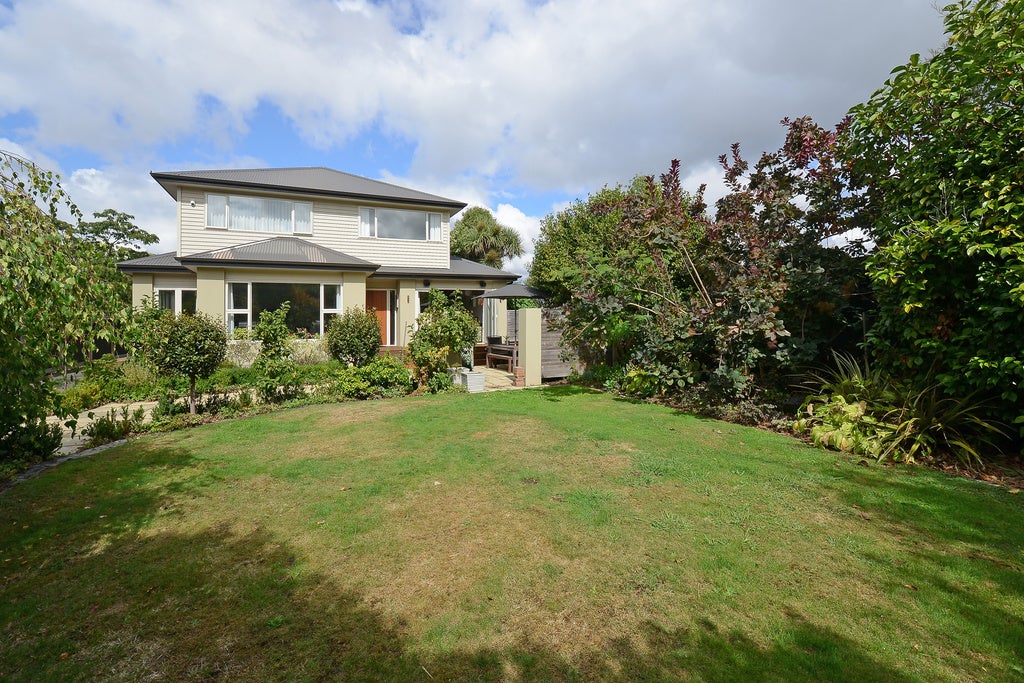 36 Hudson Avenue, Ebdentown, Upper Hutt - Carousel 1