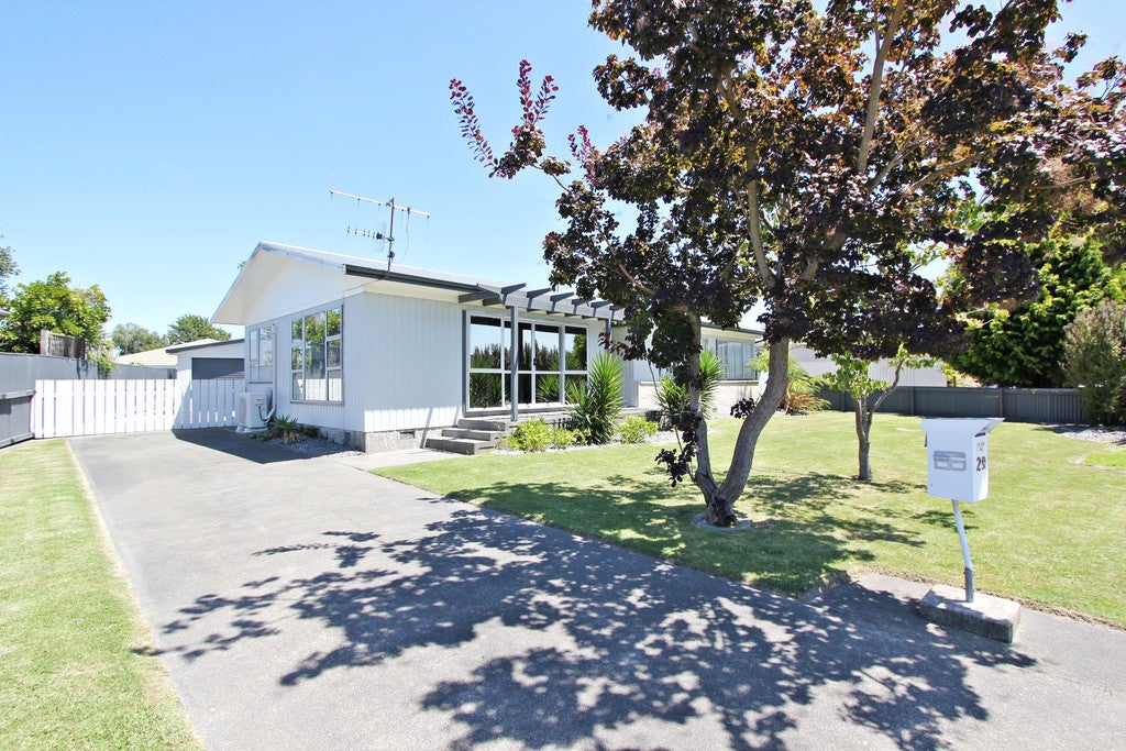 29 Konini Crescent, Pirimai, Napier - Carousel 1