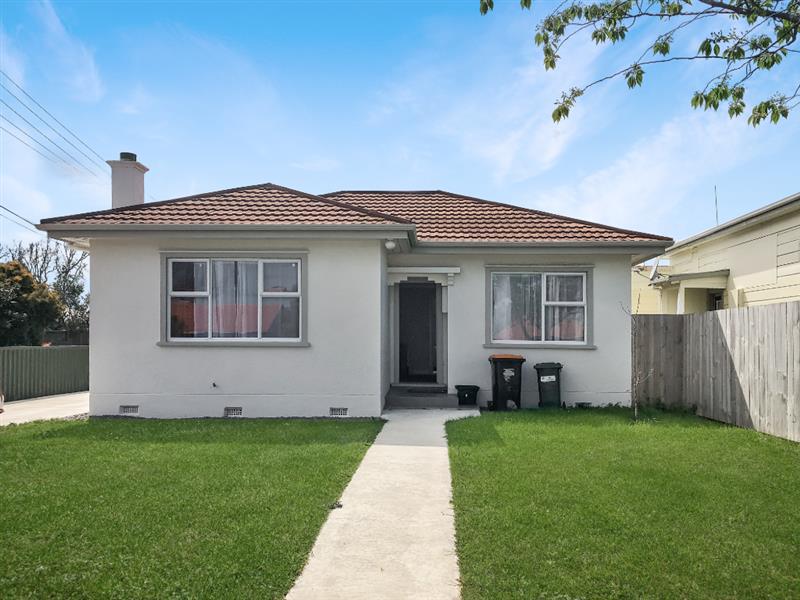 165 Cook Street, West End, Palmerston North - Carousel 1