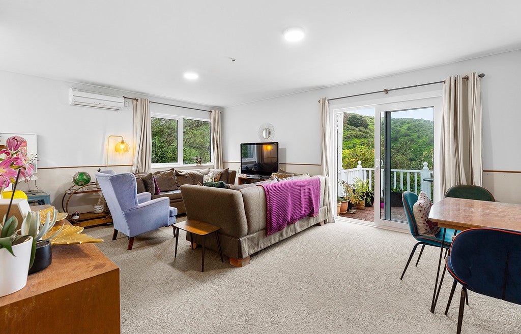 25A Doris Gordon Crescent, Crofton Downs, Wellington - Carousel 1