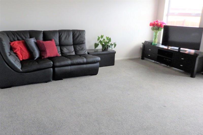 51 Pickaberry Avenue, Karaka, Papakura - Carousel 14