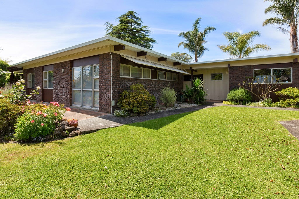 10 Blenheim Court, Kamo, Whangarei - Carousel 2