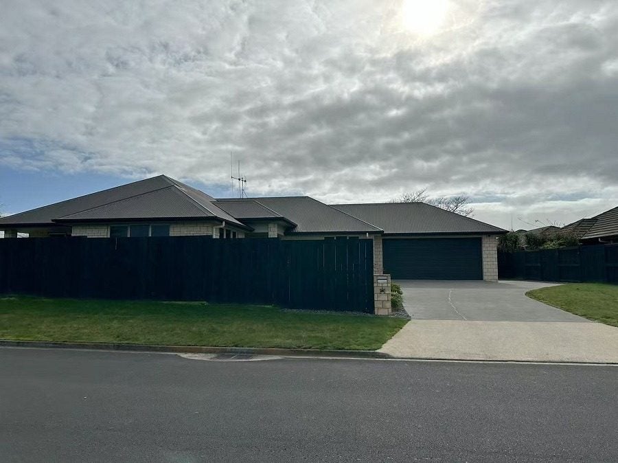 1 Woburn Court, Rototuna North, Hamilton - Carousel 17