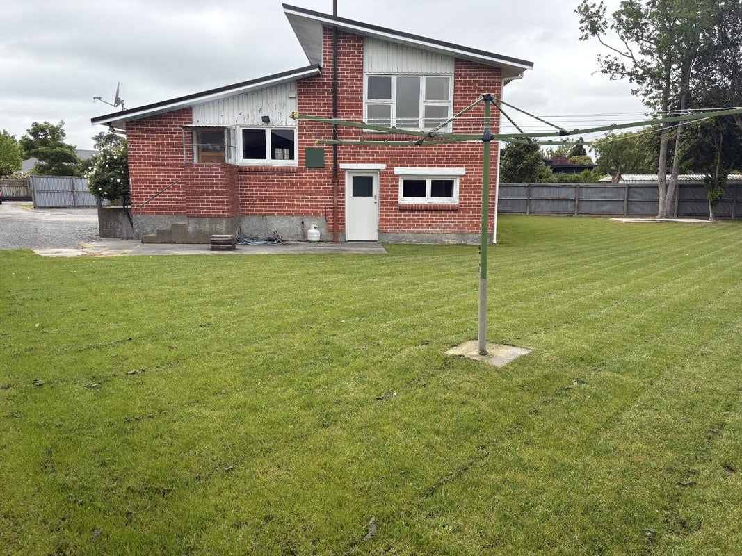 67 Middle Road, Allenton, Ashburton - Carousel 13