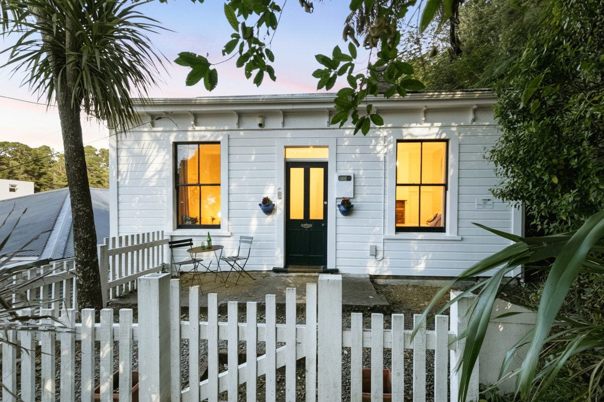 21 St Mary Street, Thorndon, Wellington - Carousel 1