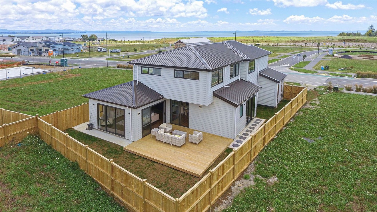 13 Kaitiaki Drive, Clarks Beach, Clarks Beach - Carousel 1