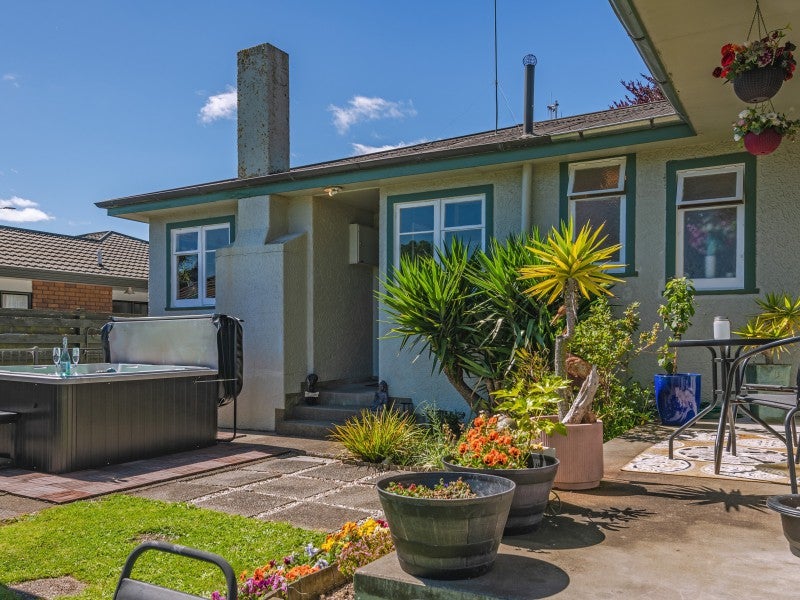 159 College Street, Awapuni, Palmerston North - Carousel 1