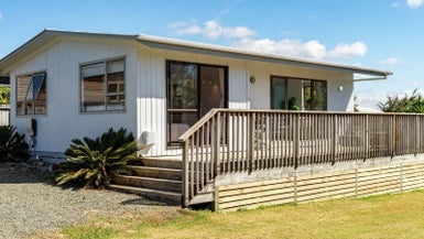 8A Norfolk Drive, Mangawhai Heads, Mangawhai - Carousel 1