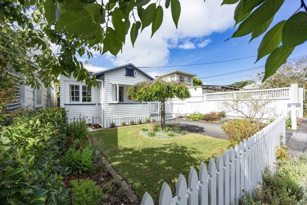 5 Yates Street, Onehunga, Auckland - Carousel 2