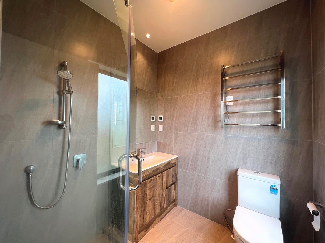 33 Matakohe Road, Westgate, Auckland - Carousel 14