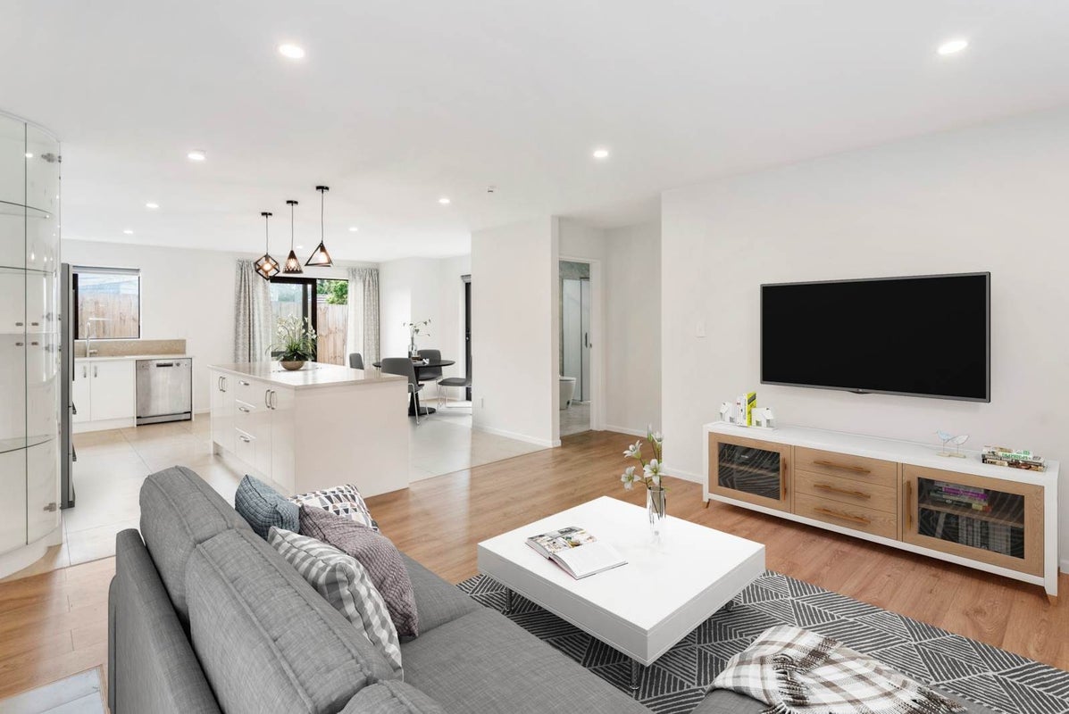 39A Cutler Street, New Lynn, Auckland - Carousel 1