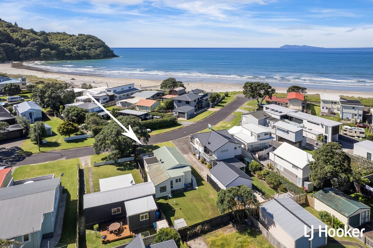 13 Hinemoa Road, Waihi Beach, Waihi Beach - Carousel 24