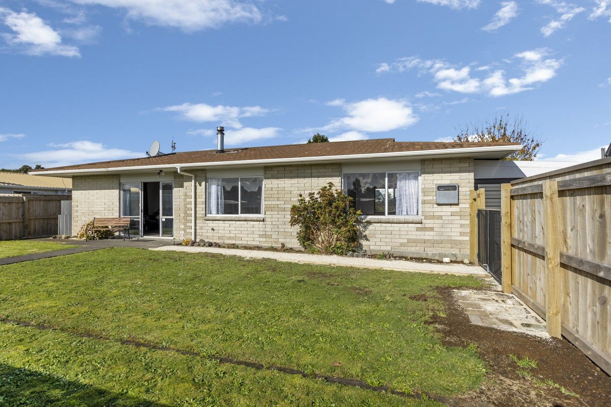 14 Rahiri Street, Waitara, Waitara - Carousel 1