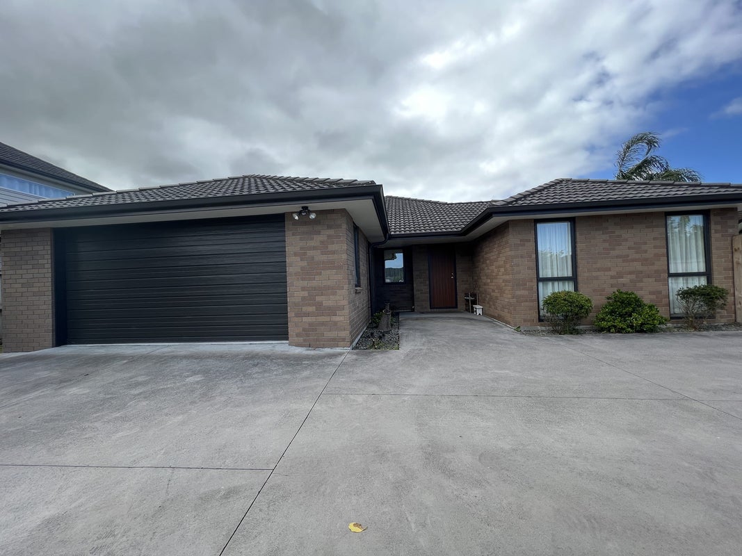 21 Arista Way, Rototuna North, Hamilton - Carousel 2
