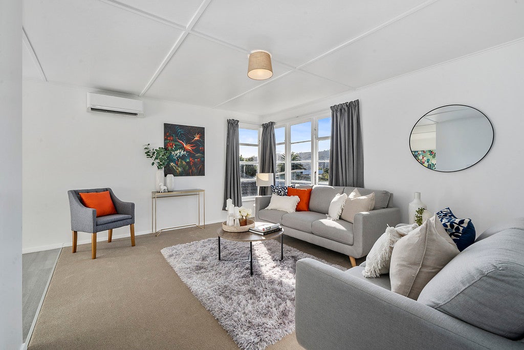 75 Bird Grove, Stokes Valley, Lower Hutt - Carousel 2