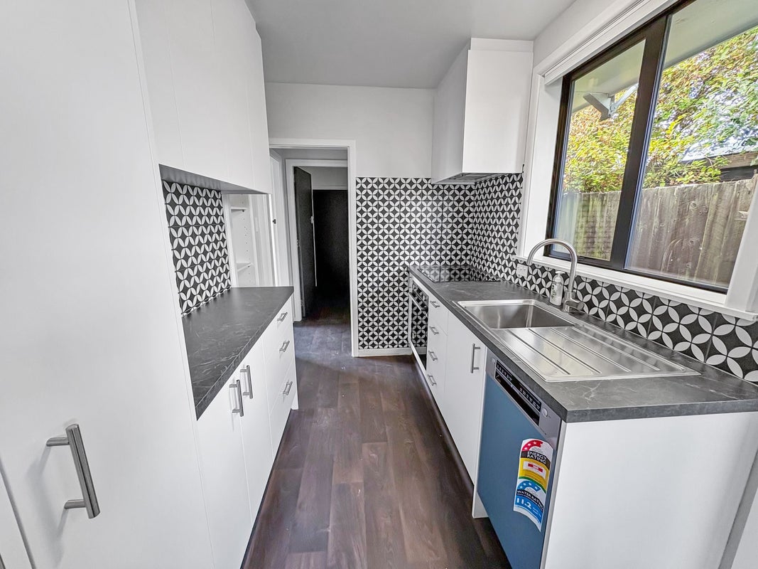 1/2 Quinns Road, Shirley, Christchurch - Carousel 2