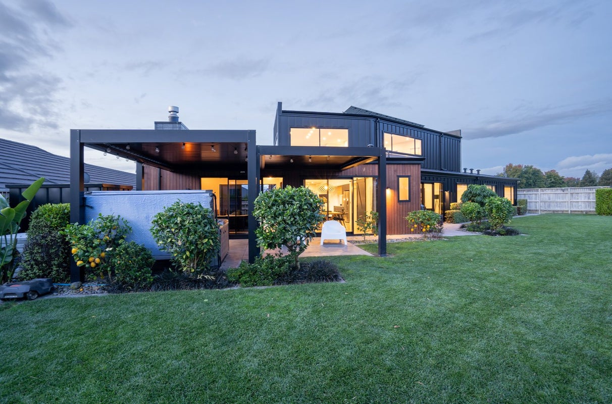 20 Clifford Close, Leamington, Cambridge - Carousel 2
