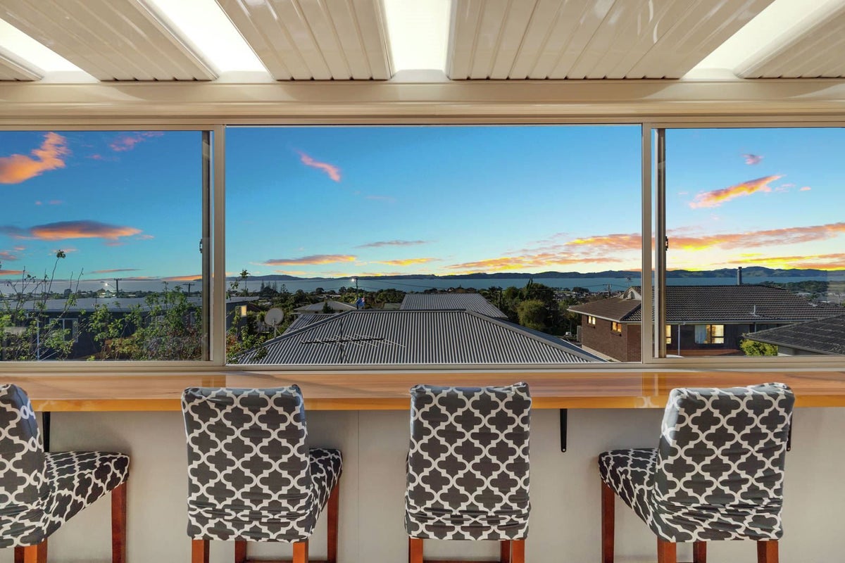 11 Karaka Road, Beachlands, Auckland - Carousel 2