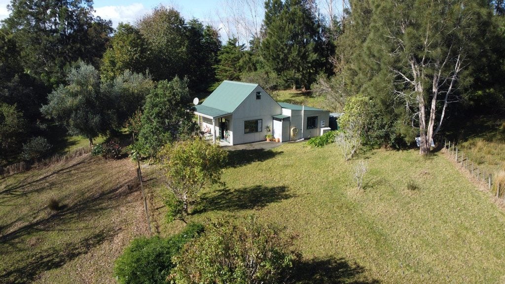 211 Tara Road, Kaiwaka - Carousel 2
