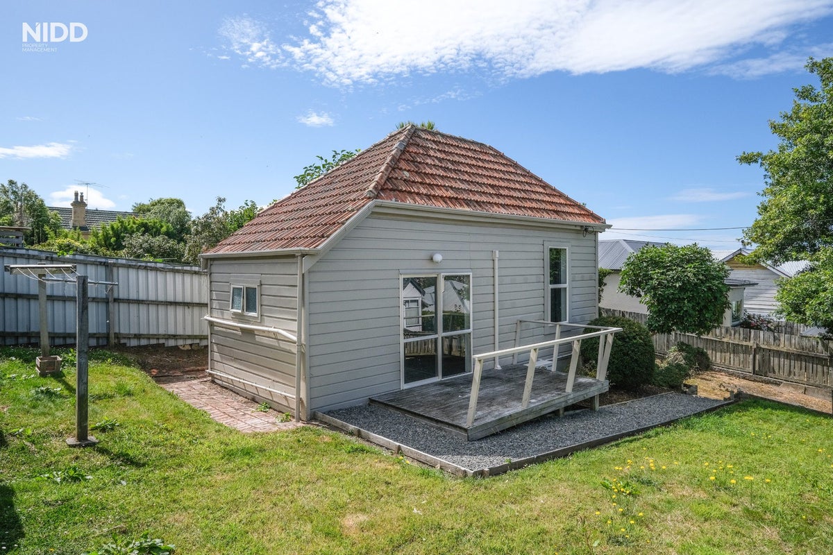 7A Neidpath Road, Mornington, Dunedin - Carousel 1