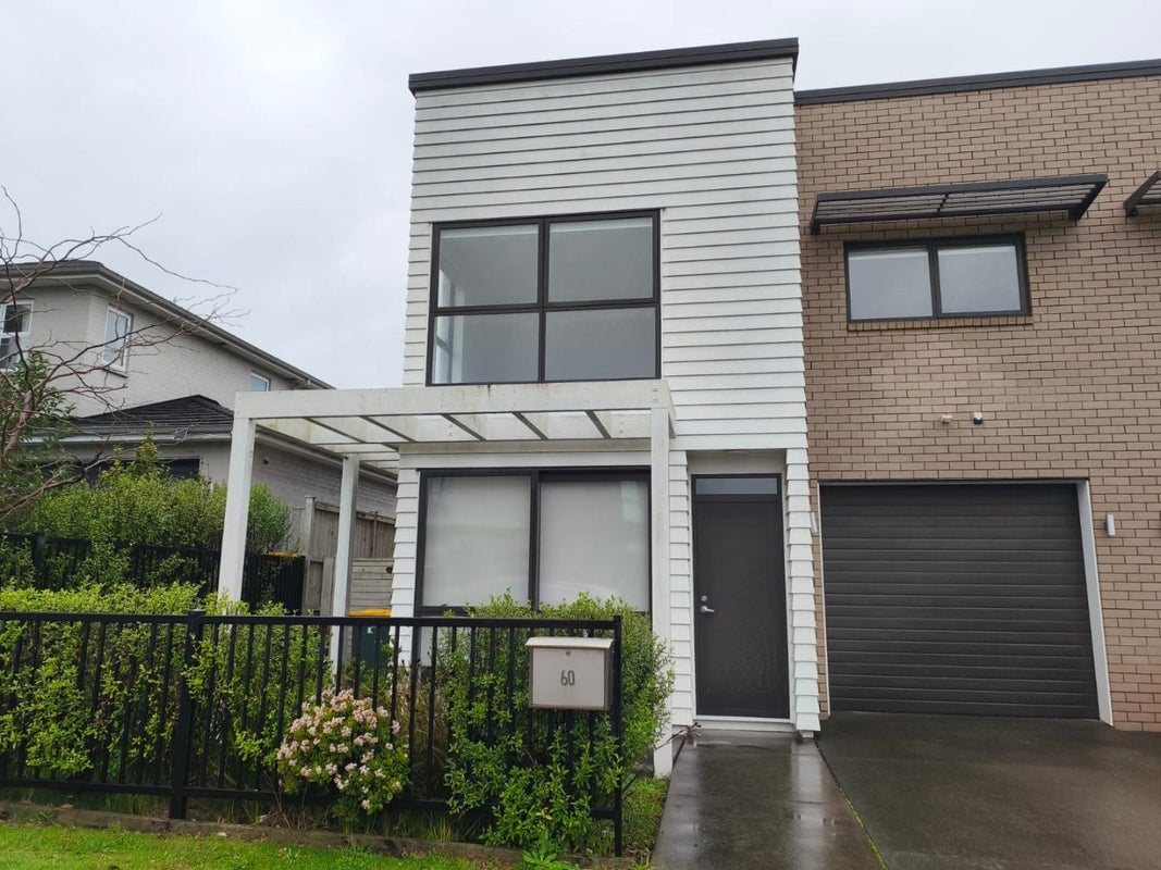 60 Matairangi Avenue, Totara Heights, Auckland - Carousel 1