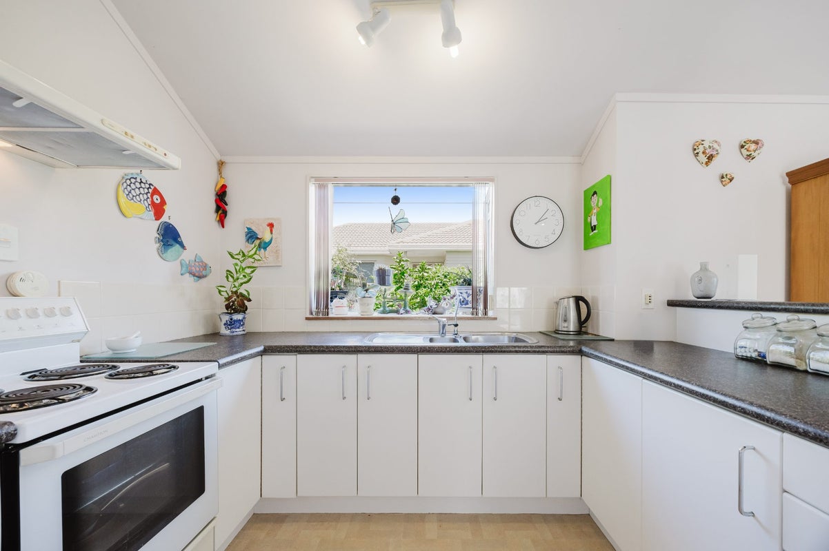 110B Forrest Hill Road, Forrest Hill, Auckland - Carousel 2