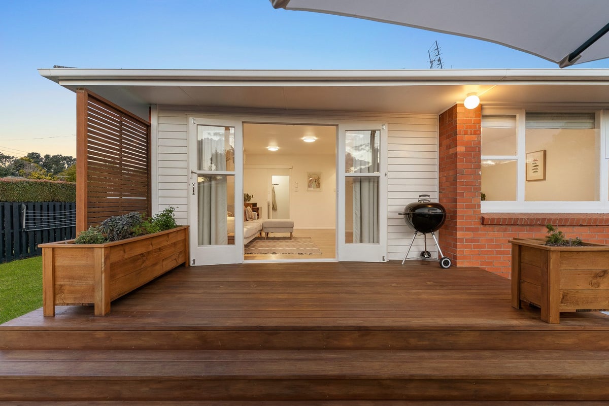 1/84 Nile Road, Milford, Auckland - Carousel 2