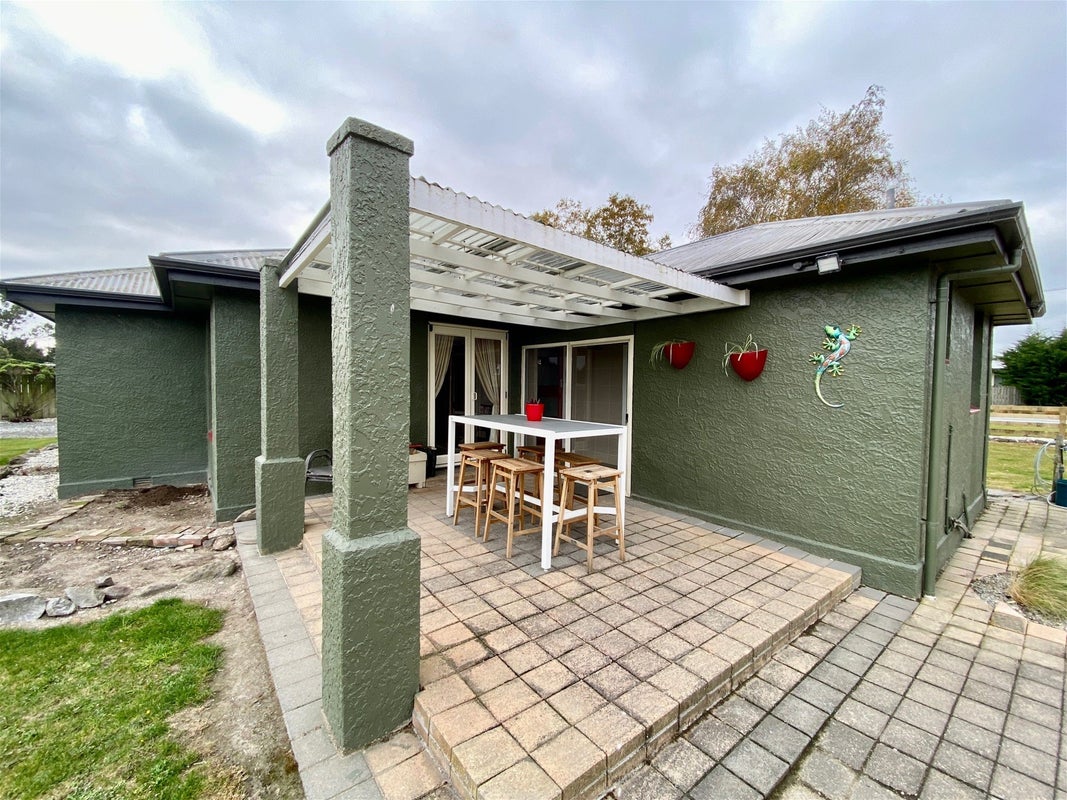 64 Dunlop Road, Balclutha - Carousel 1