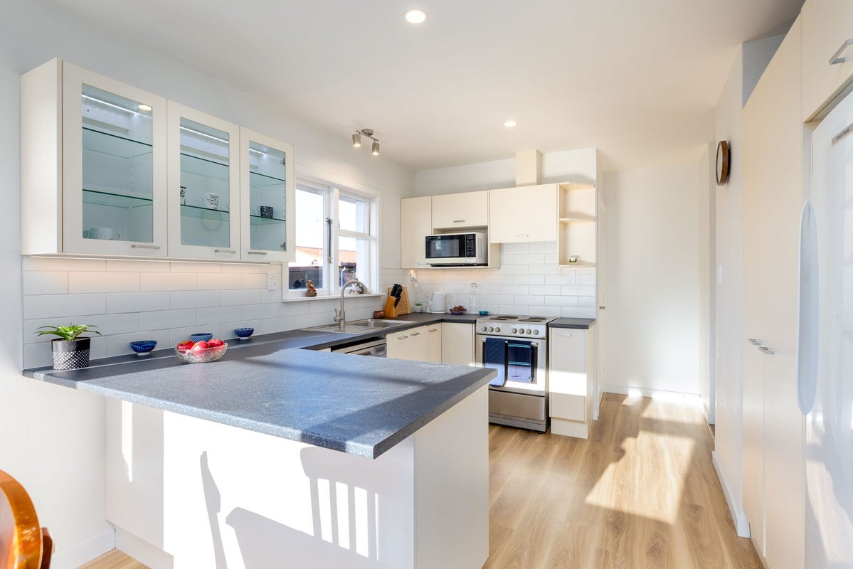 1/76 Gilberthorpes Road, Hei Hei, Christchurch - Carousel 2