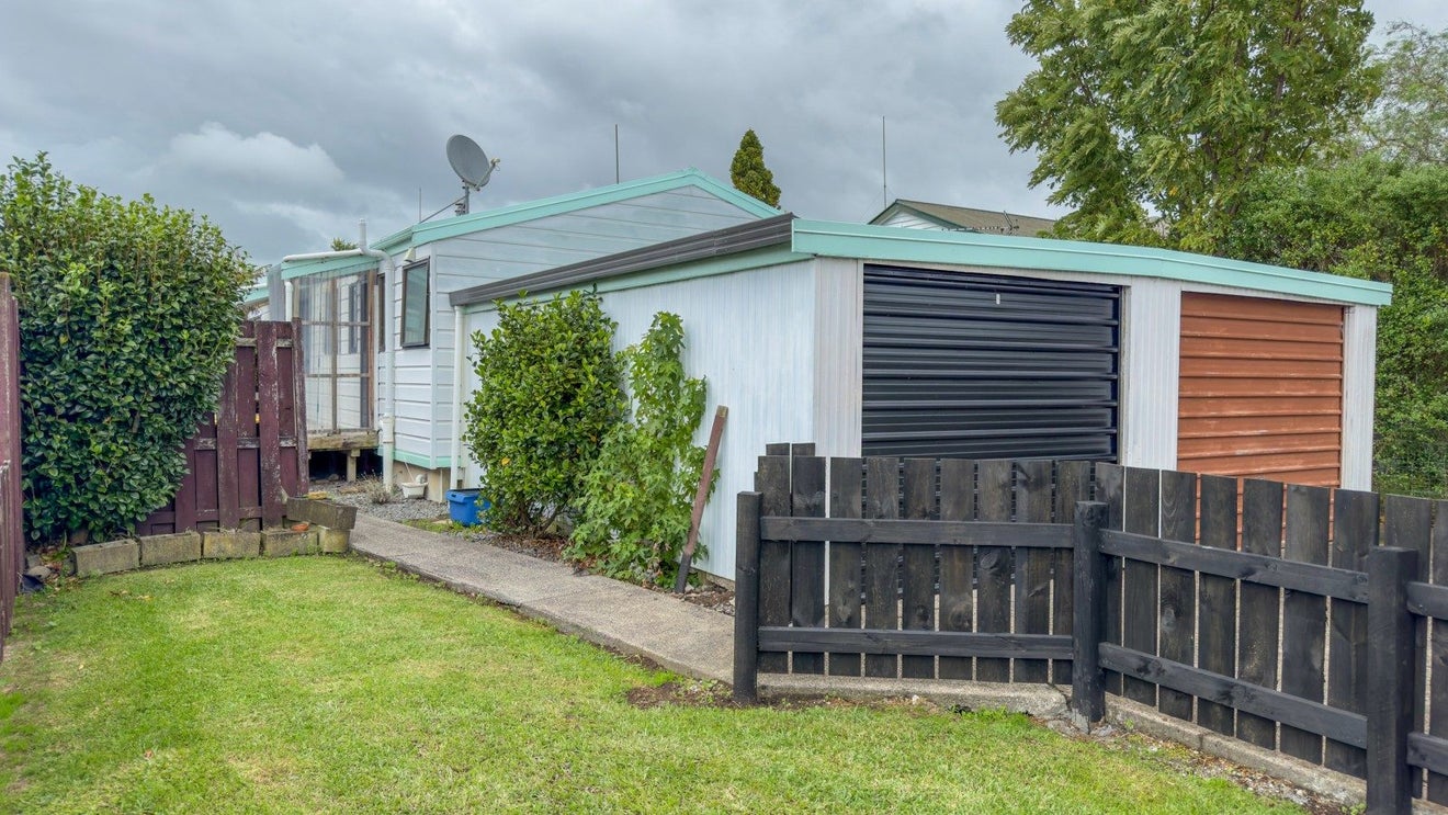 15A Station Road, Takanini, Auckland - Carousel 18