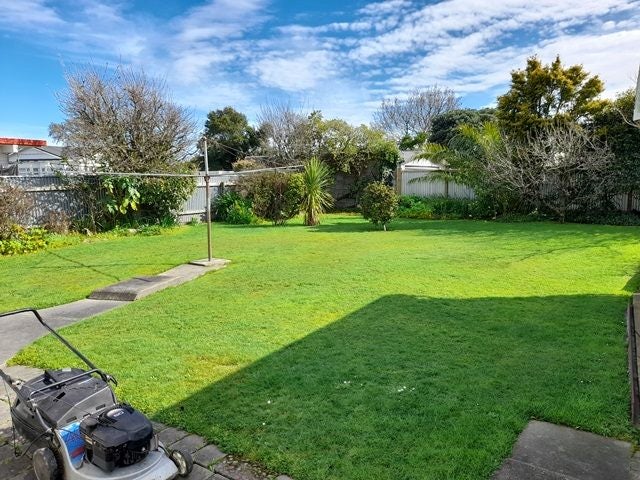 70 Fairs Road, Milson, Palmerston North - Carousel 16