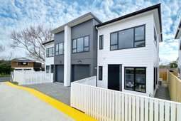 43B Mirrabooka Avenue, Botany Downs, Auckland - Carousel 2