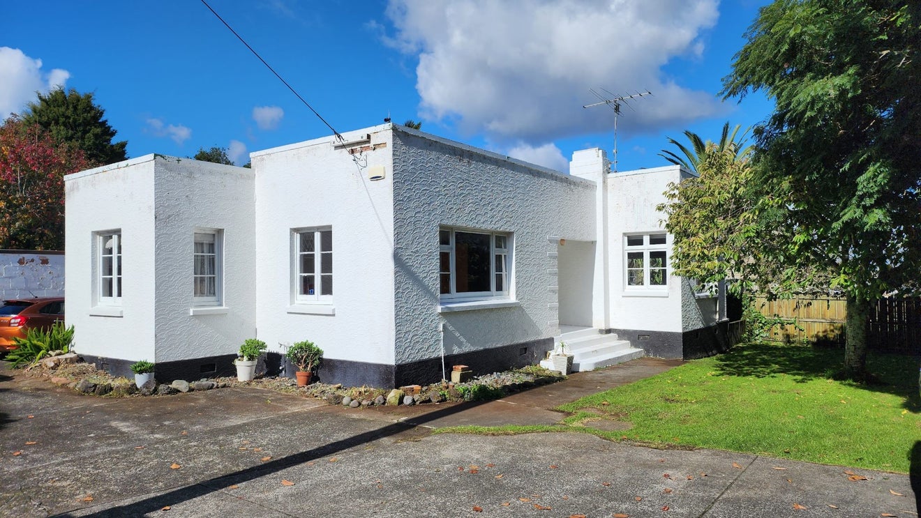 17 Taiere Terrace, Onehunga, Auckland - Carousel 1