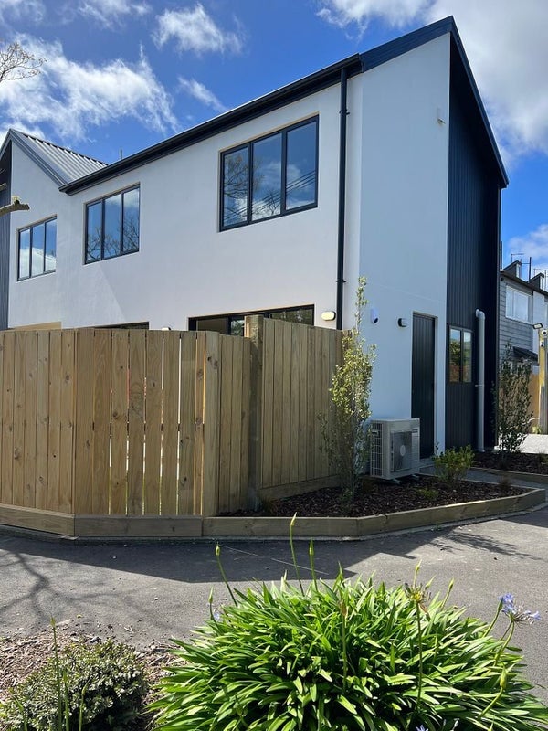 3/7 Hume Street, Sydenham, Christchurch - Carousel 1