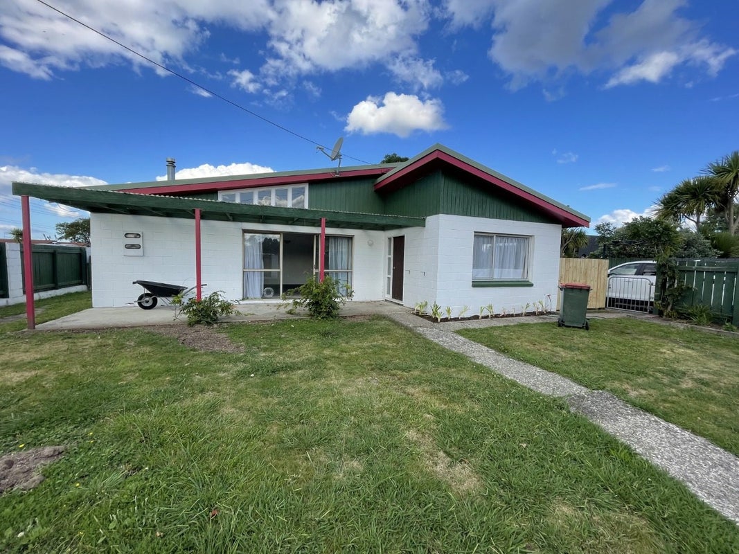 12 Parawai Road, Ngongotaha, Rotorua - Carousel 1
