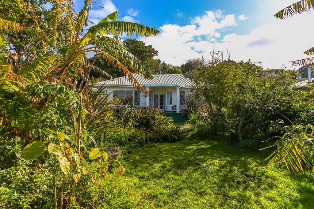 34 Douglas Street, Okitu, Gisborne - Carousel 2