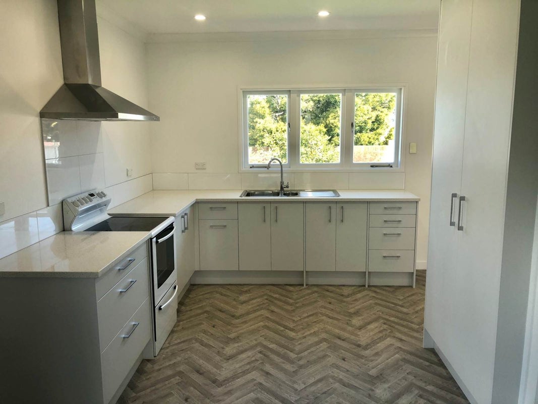 24 Rewi Road, Royal Oak, Auckland - Carousel 2