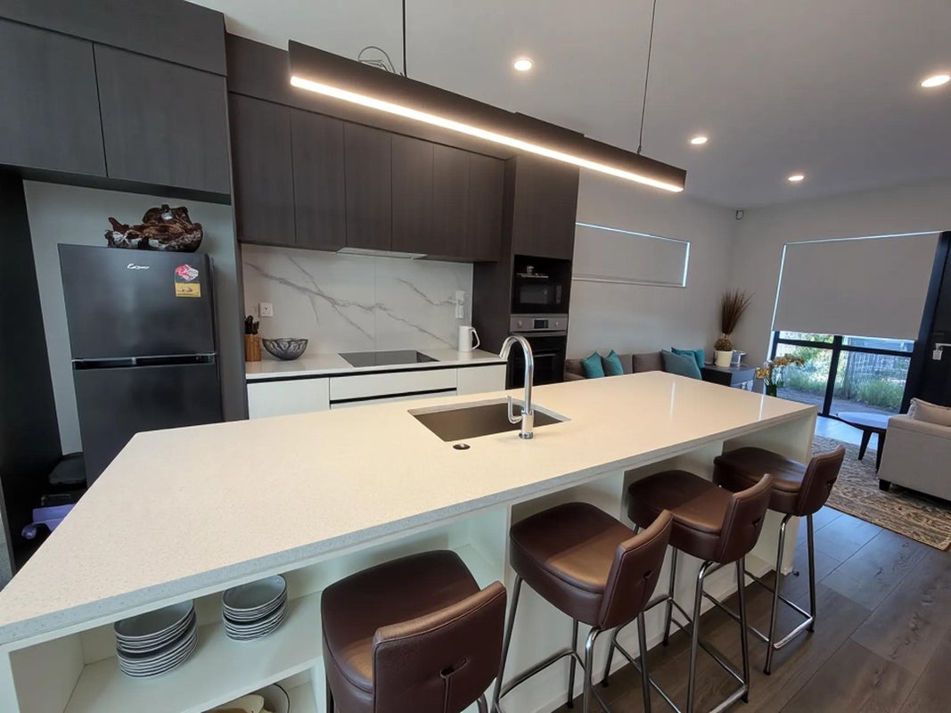 9 Greenbrier Street, Westgate, Auckland - Carousel 2