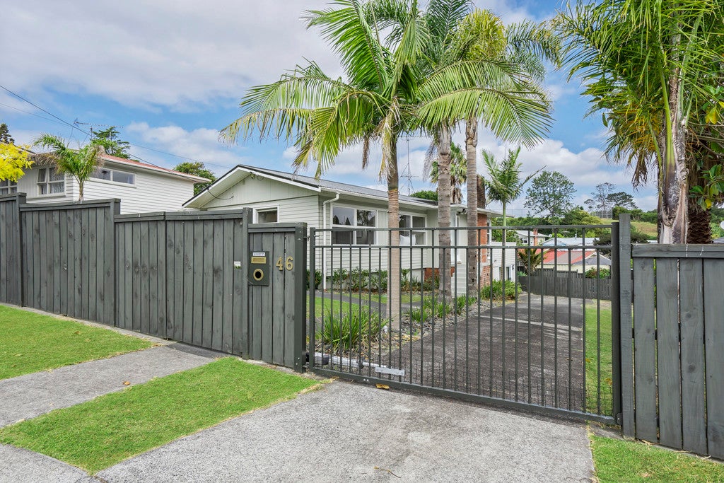 46 Saffron Street, Birkdale, Auckland - Carousel 1