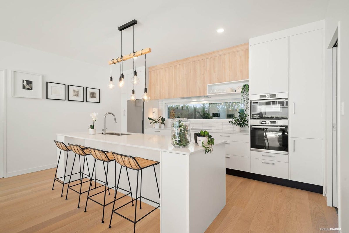 3 The Bays Rise, Murrays Bay, Auckland - Carousel 2