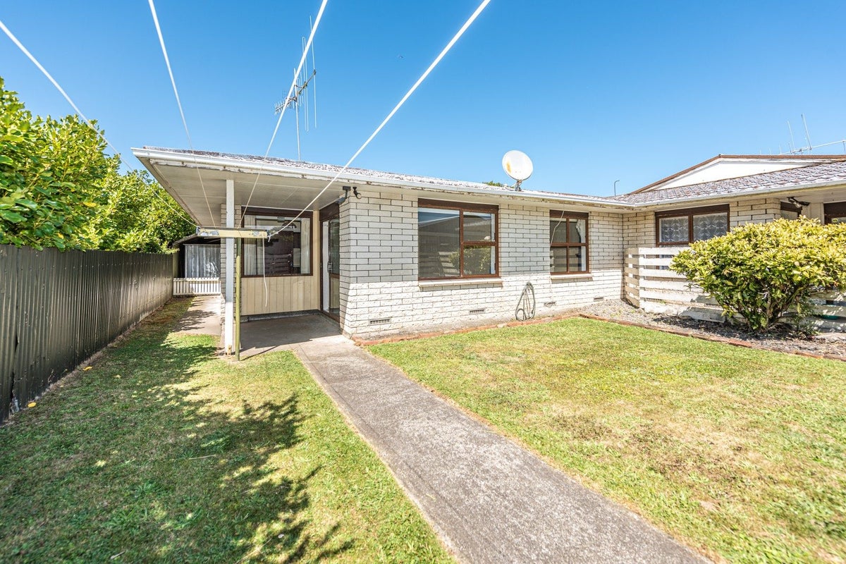5/20A Parkes Avenue, Saint Johns Hill, Whanganui - Carousel 2