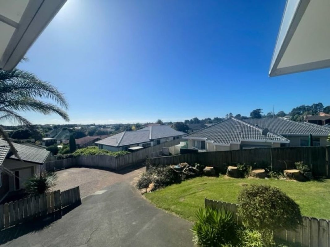 28 Frank Nobilo Drive, Golflands, Auckland - Carousel 12